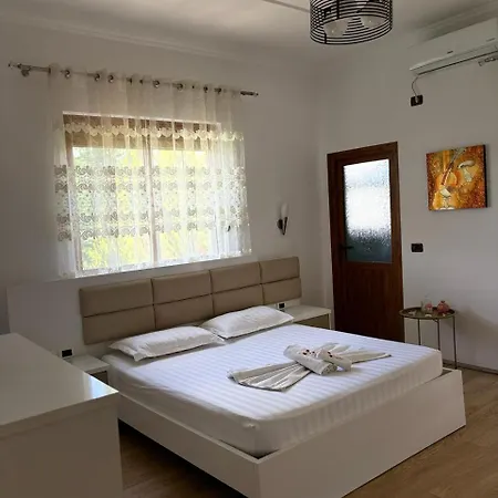 Adi's Berat
